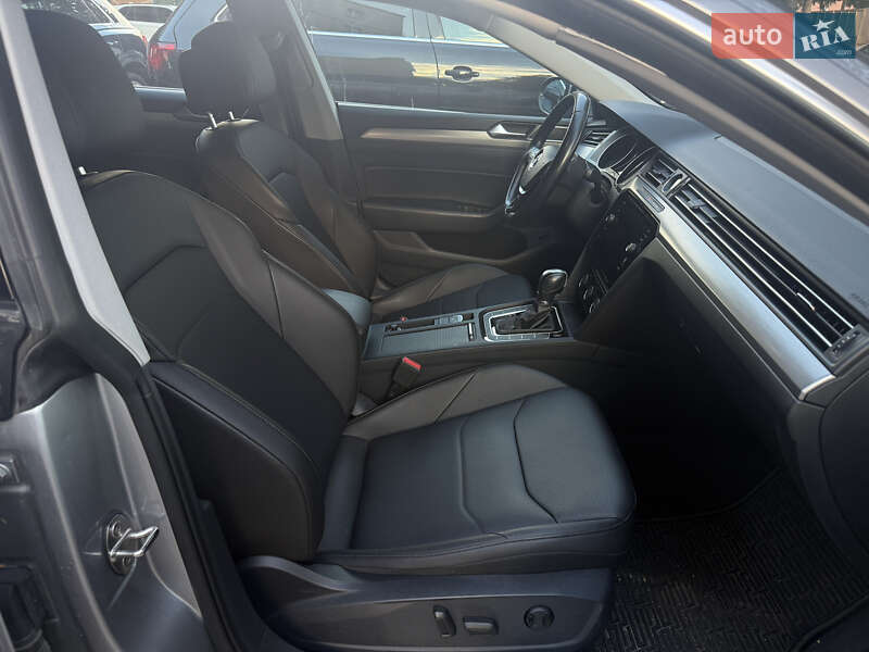 Лифтбек Volkswagen Arteon 2018 в Ровно фото 23 Лифтбек Volkswagen Arteon 2018 в Ровно