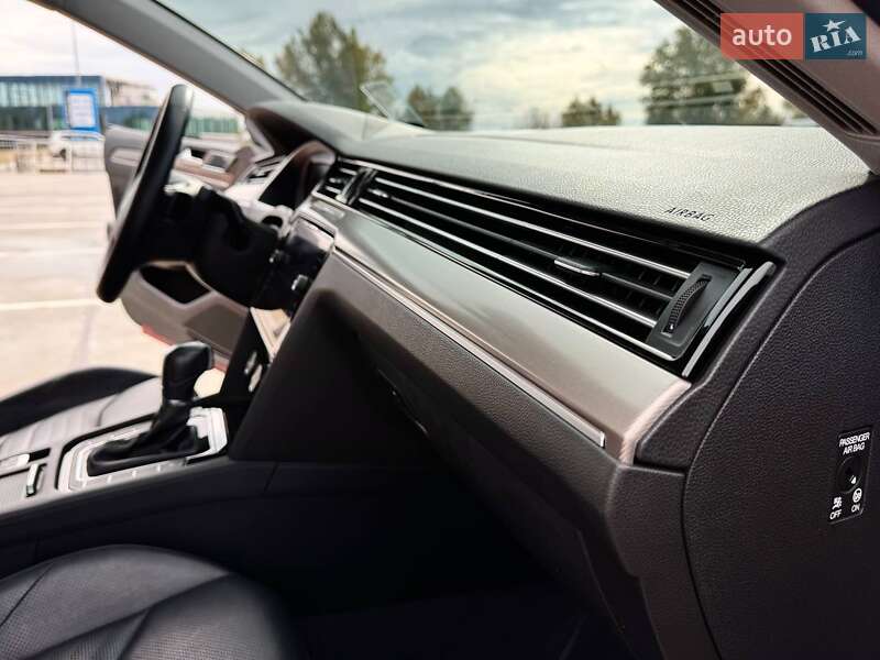 Лифтбек Volkswagen Arteon 2019 в Киеве фото 28 Лифтбек Volkswagen Arteon 2019 в Киеве