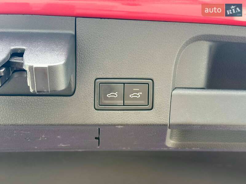 Лифтбек Volkswagen Arteon 2019 в Киеве фото 49 Лифтбек Volkswagen Arteon 2019 в Киеве