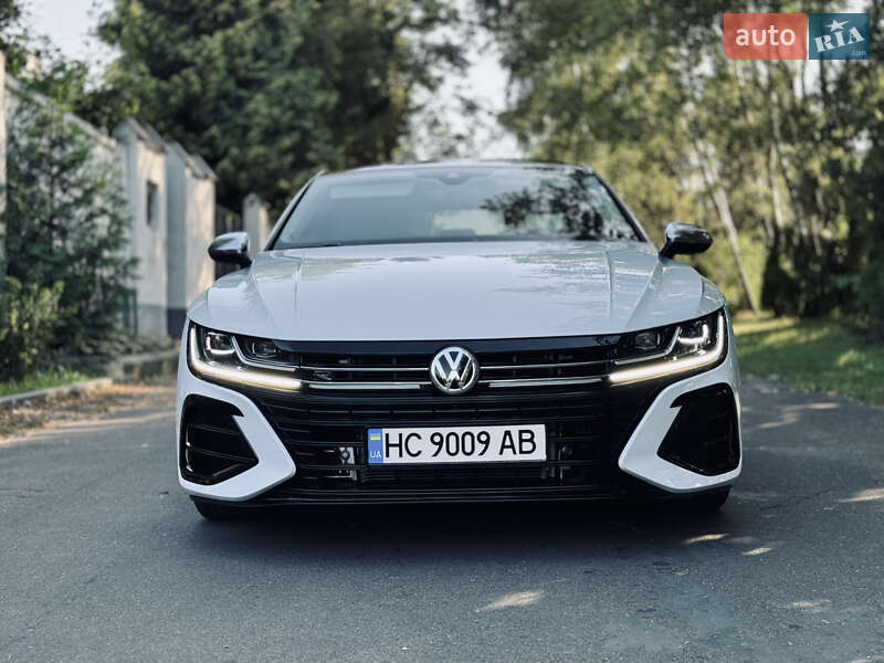 Лифтбек Volkswagen Arteon 2018 в Львове