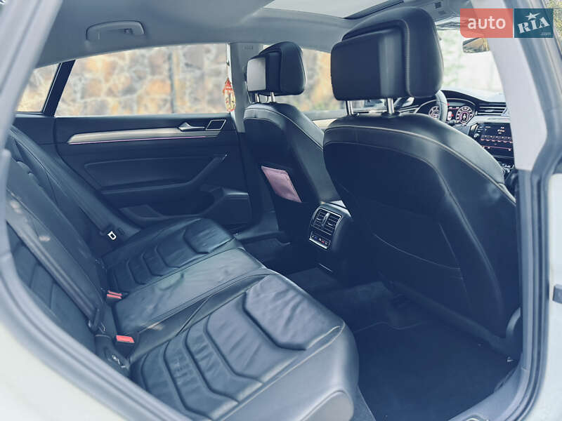 Лифтбек Volkswagen Arteon 2018 в Львове