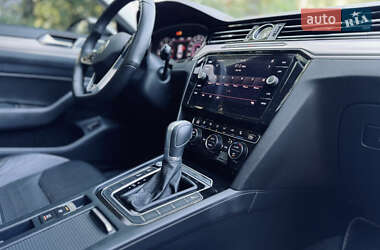 Лифтбек Volkswagen Arteon 2018 в 