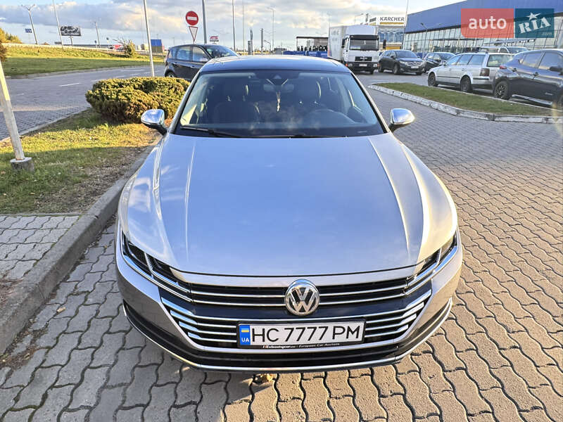 Лифтбек Volkswagen Arteon 2018 в Львове