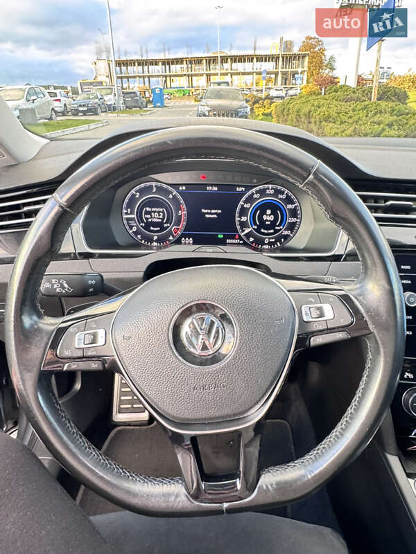 Лифтбек Volkswagen Arteon 2018 в Львове