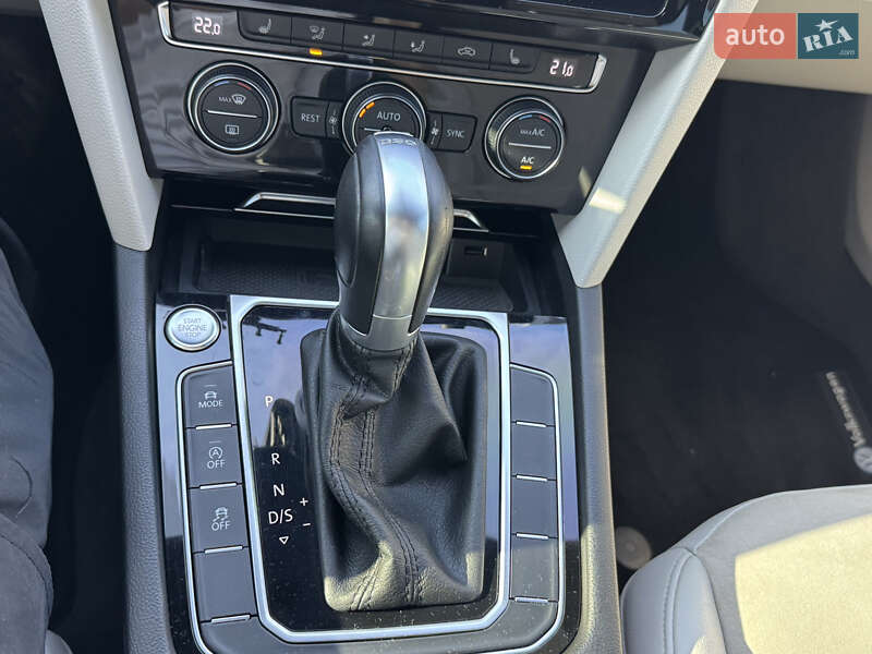 Лифтбек Volkswagen Arteon 2017 в Ивано-Франковске