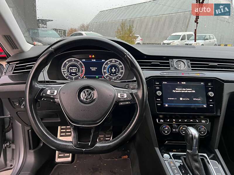 Лифтбек Volkswagen Arteon 2018 в Львове