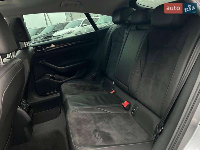 Лифтбек Volkswagen Arteon 2018 в Львове