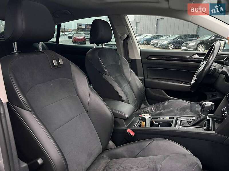 Лифтбек Volkswagen Arteon 2018 в Львове