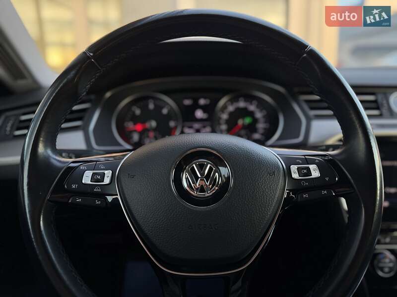 Ліфтбек Volkswagen Arteon 2017 в Мукачевому фото 62 Ліфтбек Volkswagen Arteon 2017 в Мукачевому