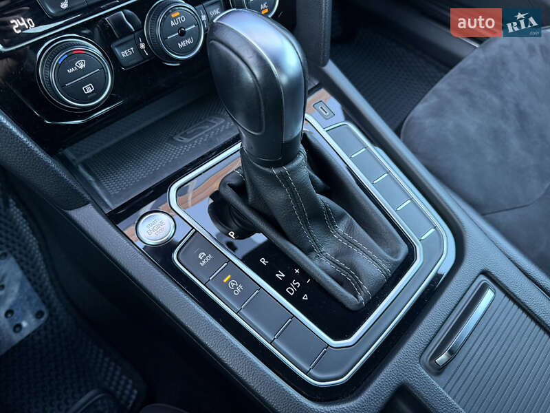 Лифтбек Volkswagen Arteon 2019 в Киеве