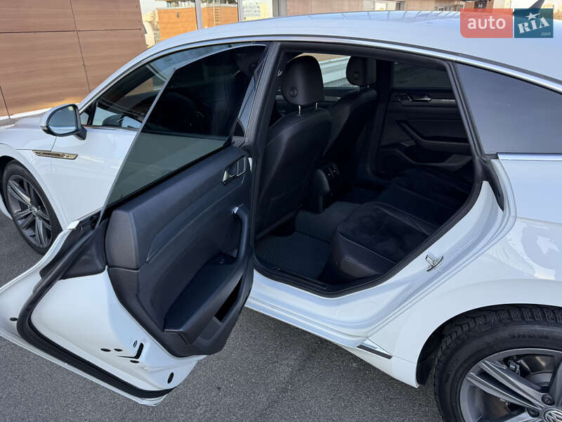 Лифтбек Volkswagen Arteon 2019 в Киеве