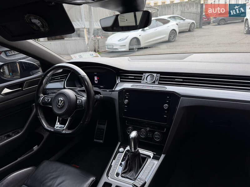 Лифтбек Volkswagen Arteon 2017 в Киеве