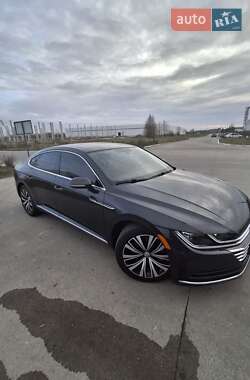 Лифтбек Volkswagen Arteon 2020 в Коростене