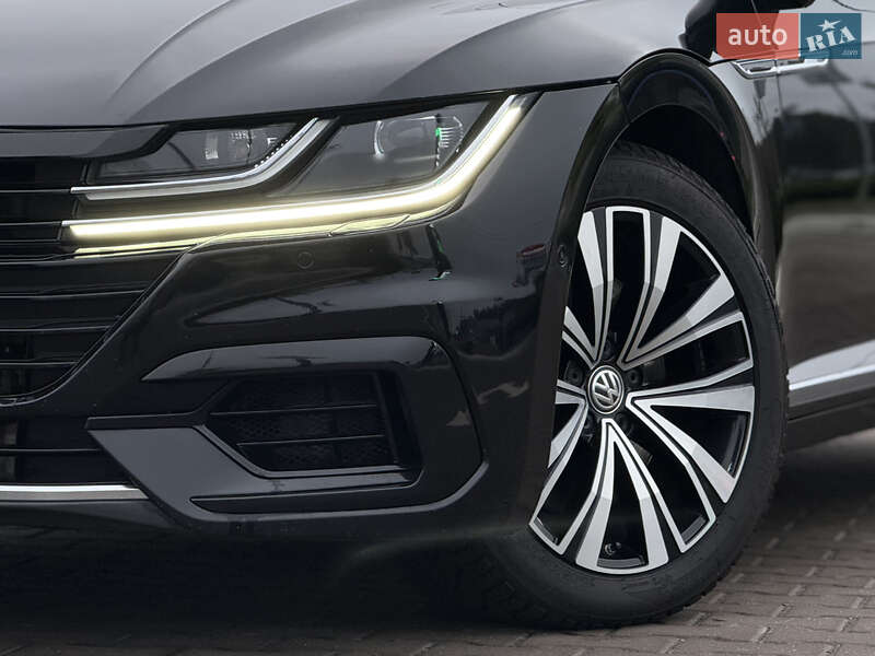 Лифтбек Volkswagen Arteon 2020 в Киеве