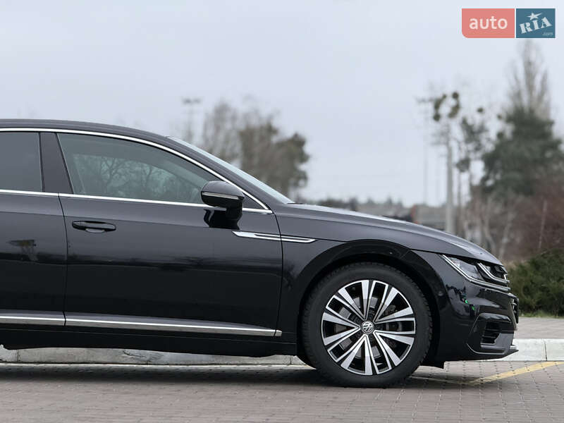Лифтбек Volkswagen Arteon 2020 в Киеве