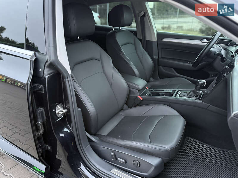 Лифтбек Volkswagen Arteon 2020 в Киеве