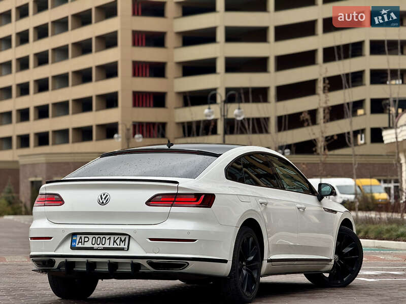 Лифтбек Volkswagen Arteon 2017 в Киеве фото 11 Лифтбек Volkswagen Arteon 2017 в Киеве