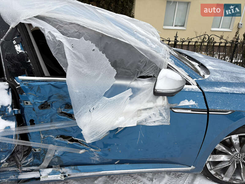 Лифтбек Volkswagen Arteon 2023 в Жашкове