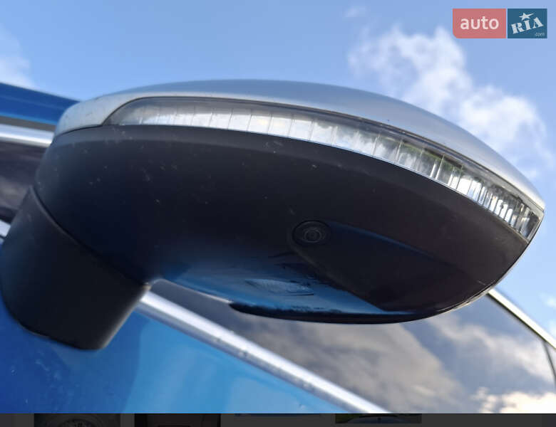 Лифтбек Volkswagen Arteon 2023 в Жашкове