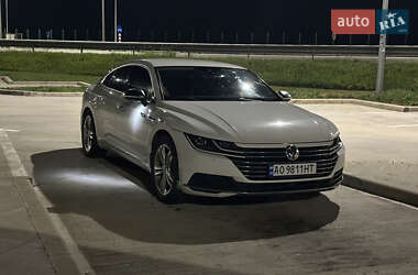 Лифтбек Volkswagen Arteon 2019 в Иршаве
