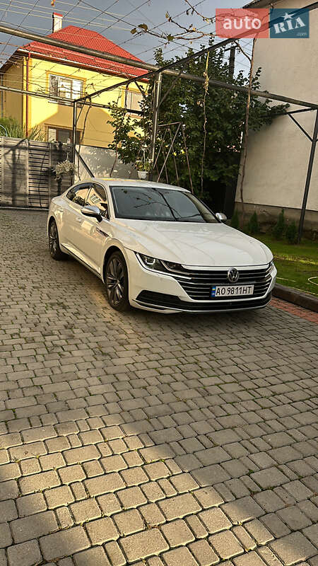 Ліфтбек Volkswagen Arteon 2019 в Іршаві