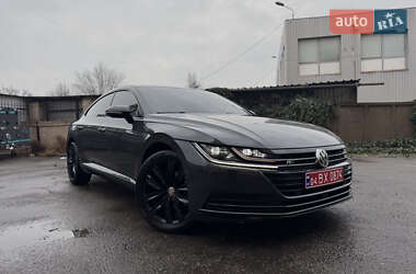 Лифтбек Volkswagen Arteon 2018 в Киеве