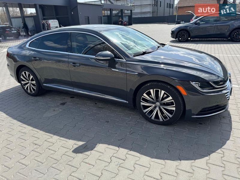 Лифтбек Volkswagen Arteon 2019 в Чернигове