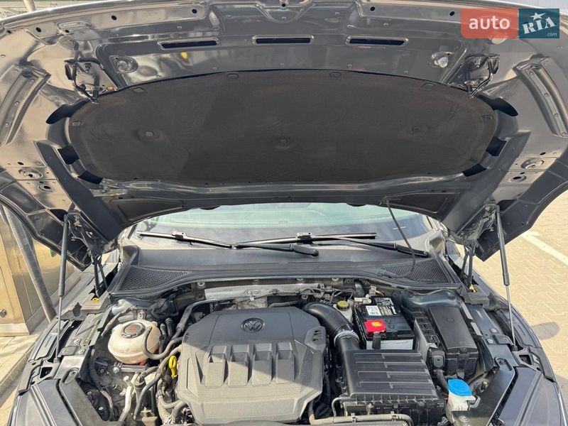 Лифтбек Volkswagen Arteon 2019 в Чернигове