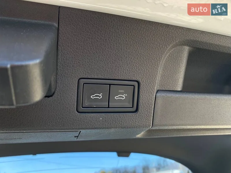 Volkswagen Arteon 2019 VIN WVWZZZ3HZKE016847 фото оголошення 36 з 73