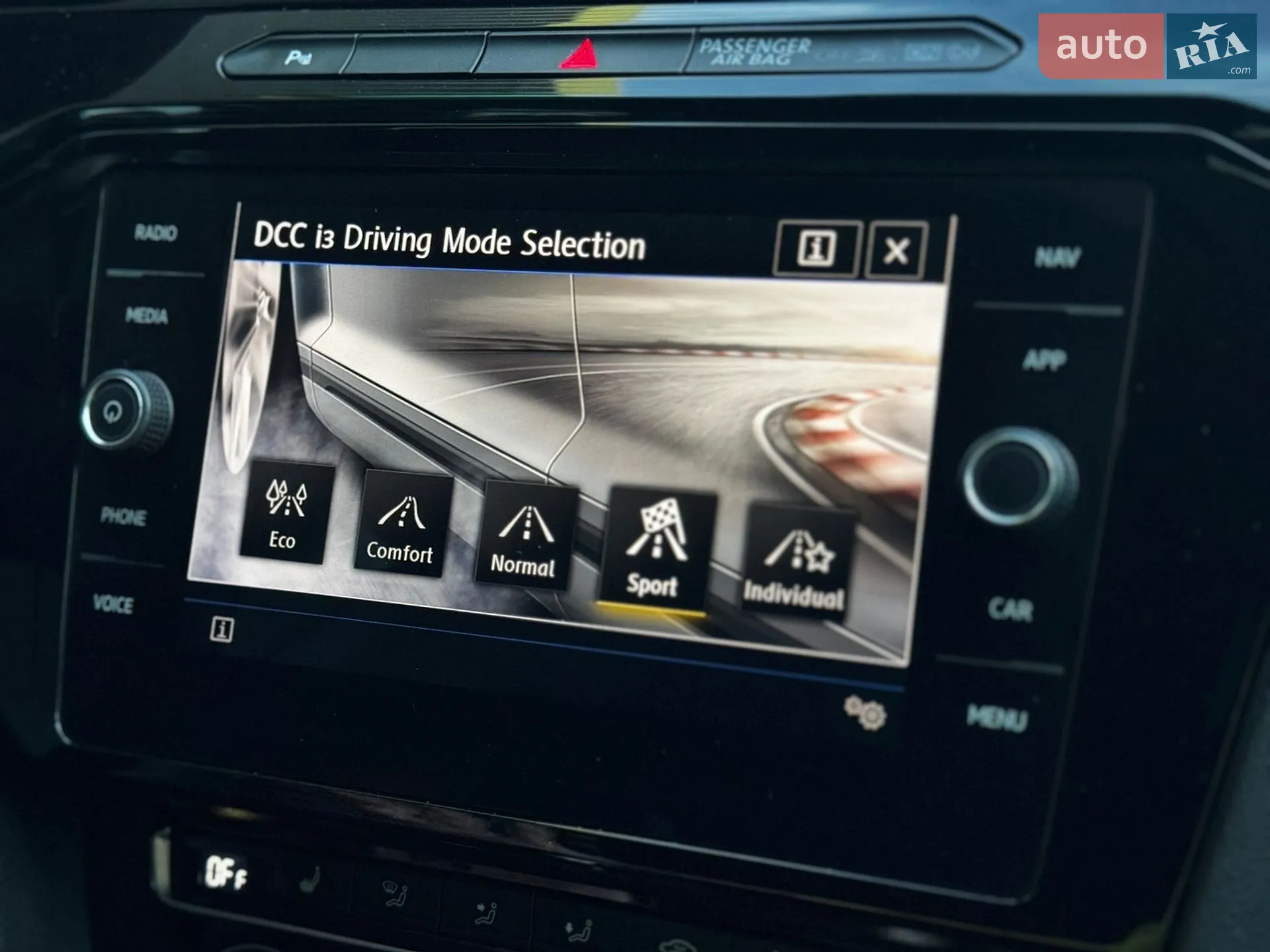 2017 Volkswagen Arteon - мініатюра 23