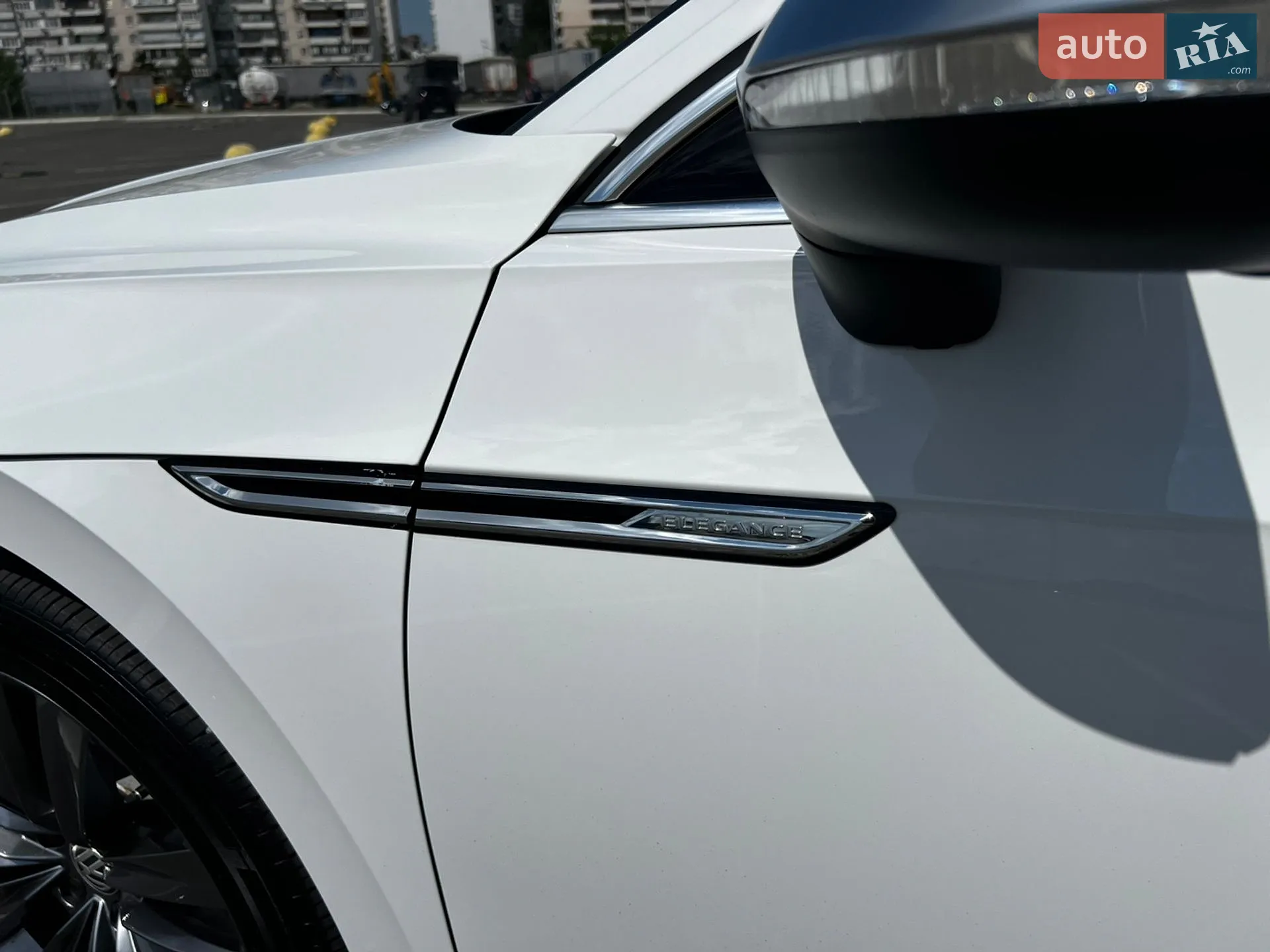 Volkswagen Arteon 2018 VIN WVWZZZ3HZJE512009 фото оголошення 12 з 27