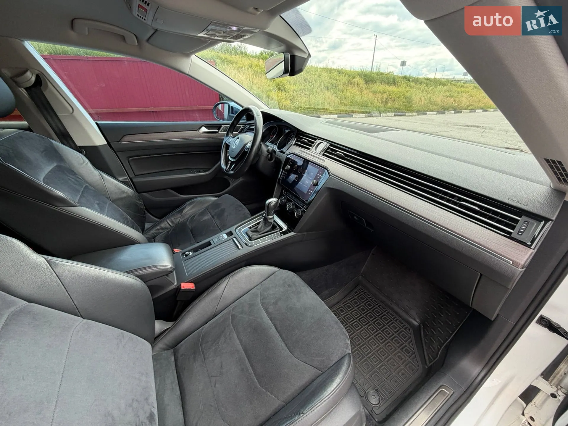 2017 Volkswagen Arteon - мініатюра 23