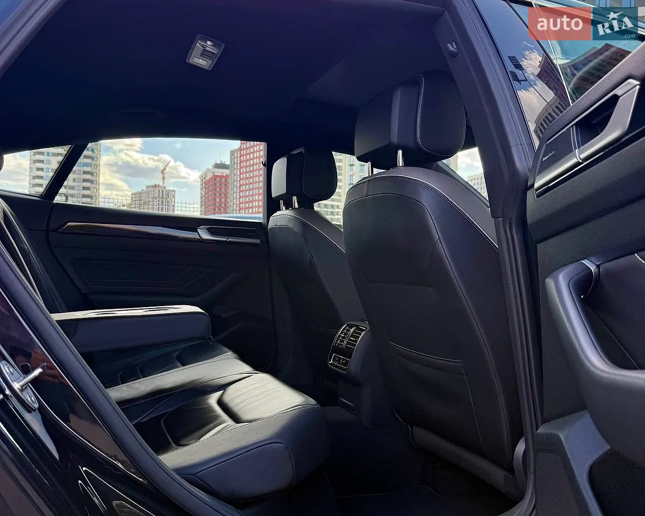 2022 Volkswagen Arteon - мініатюра 31
