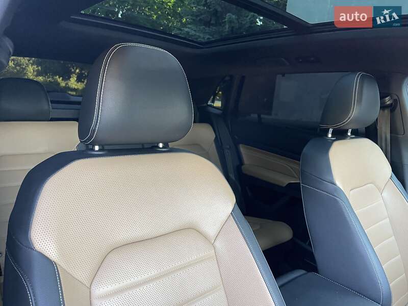Внедорожник / Кроссовер Volkswagen Atlas Cross Sport 2020 в Ровно