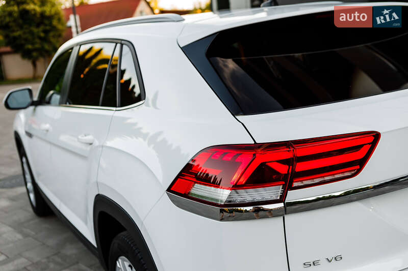 Позашляховик / Кросовер Volkswagen Atlas Cross Sport 2021 в Луцьку