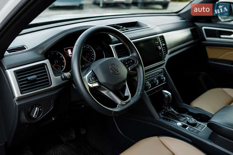 Позашляховик / Кросовер Volkswagen Atlas Cross Sport 2021 в Луцьку