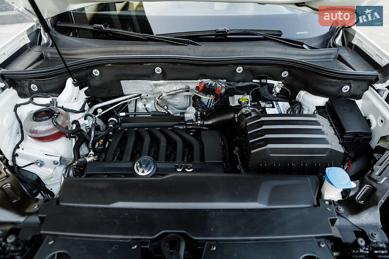 Позашляховик / Кросовер Volkswagen Atlas Cross Sport 2021 в Луцьку