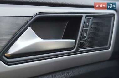 Позашляховик / Кросовер Volkswagen Atlas Cross Sport 2023 в 