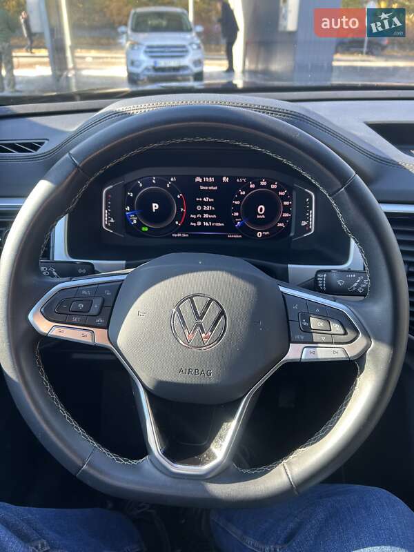 Внедорожник / Кроссовер Volkswagen Atlas Cross Sport 2022 в Львове