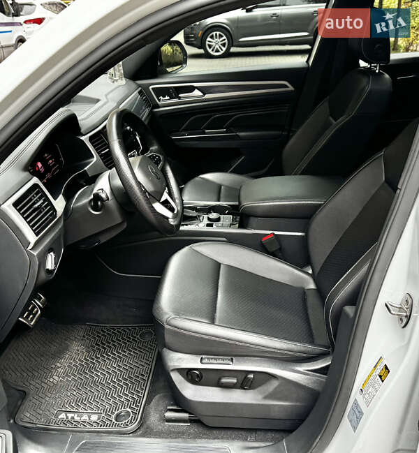 Внедорожник / Кроссовер Volkswagen Atlas Cross Sport 2020 в Киеве фото 61 Внедорожник / Кроссовер Volkswagen Atlas Cross Sport 2020 в Киеве