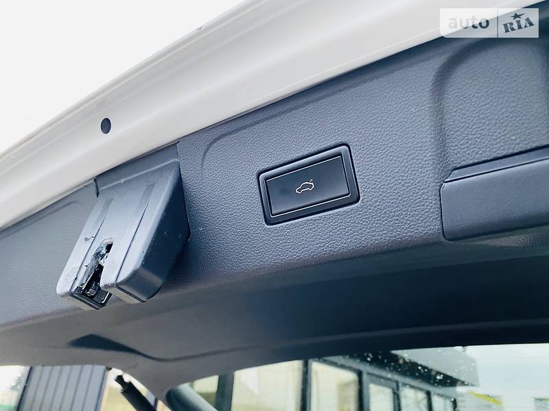 Позашляховик / Кросовер Volkswagen Atlas 2019 в Харкові