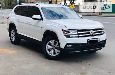 Позашляховик / Кросовер Volkswagen Atlas 2018 в 