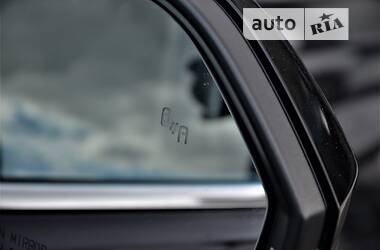 Позашляховик / Кросовер Volkswagen Atlas 2019 в 