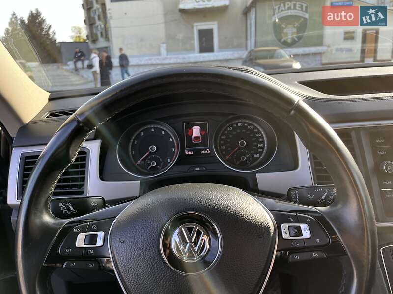 Внедорожник / Кроссовер Volkswagen Atlas 2018 в Черновцах