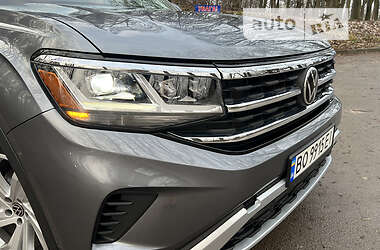 Позашляховик / Кросовер Volkswagen Atlas 2021 в 