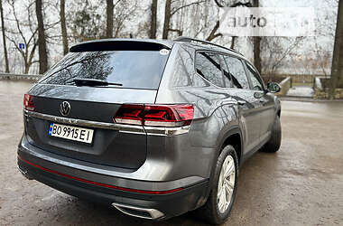 Позашляховик / Кросовер Volkswagen Atlas 2021 в 