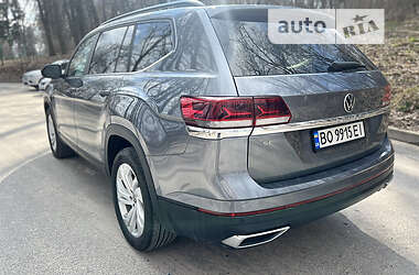 Позашляховик / Кросовер Volkswagen Atlas 2021 в 