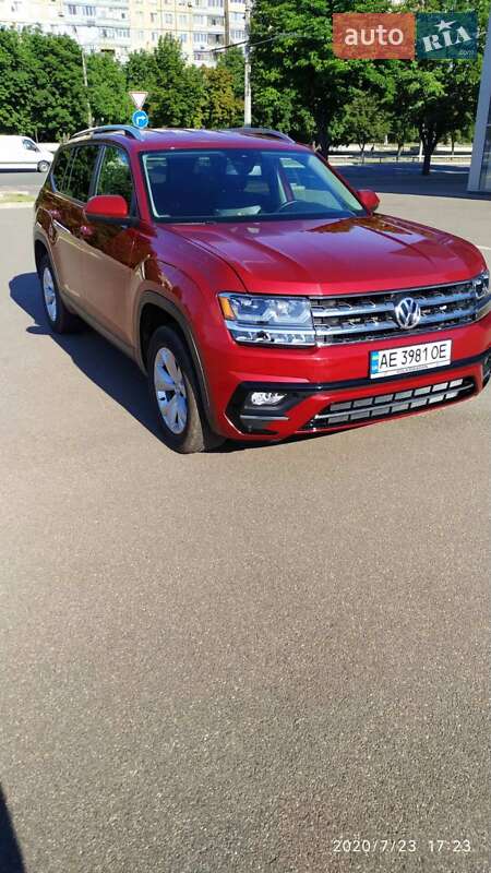 Внедорожник / Кроссовер Volkswagen Atlas 2017 в Кривом Роге