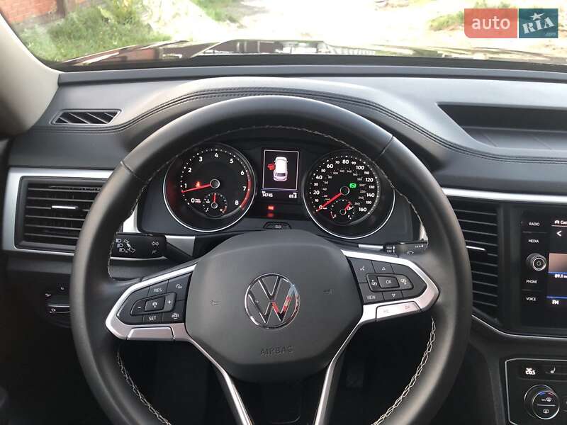 Позашляховик / Кросовер Volkswagen Atlas 2021 в Львові