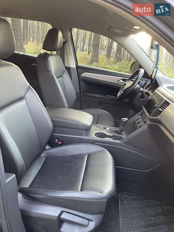 Внедорожник / Кроссовер Volkswagen Atlas 2018 в Житомире